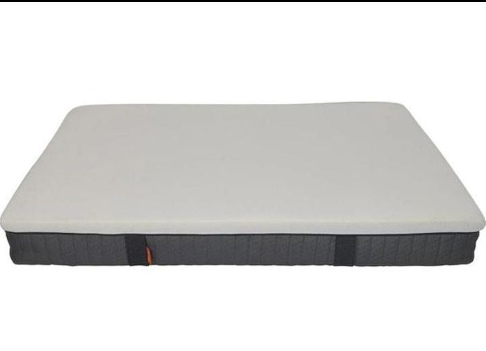 Brand New Full Foam Genuin Emma. Mattresses. Hybrid Pocket Sprung Mattresses Available too. 3ft, 4FT, 4FT6, 5FT AND 6FT SIZES AVAILABLE