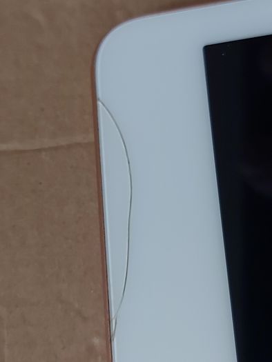 Apple iPad 8th generation a2270, not powering on, excellent cosmetic condition