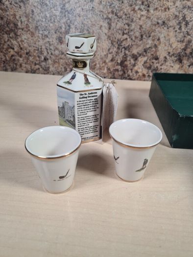 Pointers London Edinburgh Whisky Decanter And Cups Set St Andrews Golf Golfing Vintage
