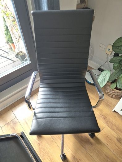 Eames Style Ribbed High Back Office Chair
