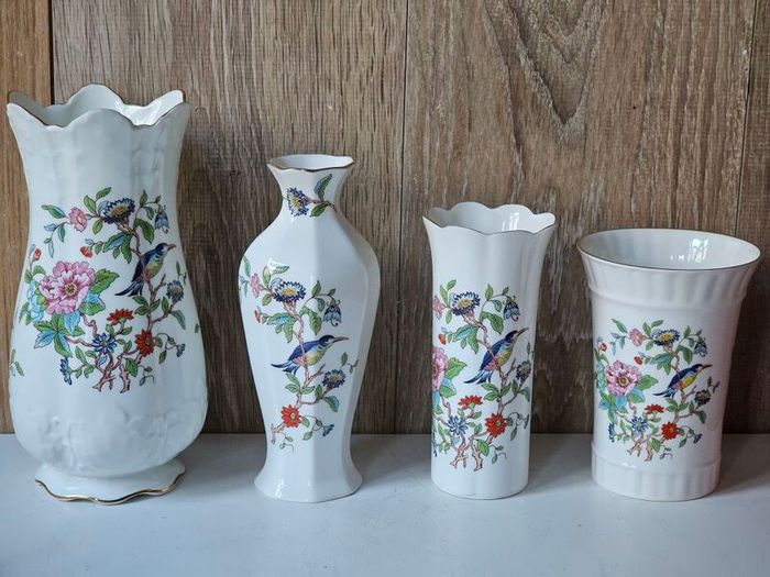Aynsley  PEMBROKE Vases