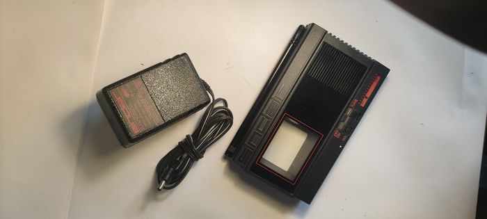 SINCLAIR Mini Portable TV - Vintage