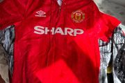 Retro Man Utd jersey