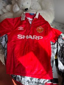 Retro Man Utd jersey