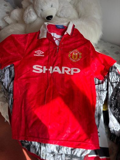 Retro Man Utd jersey