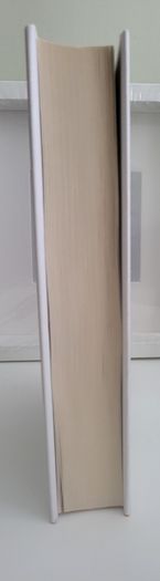 Eleanor Oliphant. Hardback