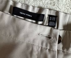 NEW Vero Moda beige trousers Size S