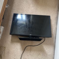 32 inch Logik tv