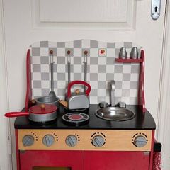 Tidlo Toy Kitchen with FREE Chair