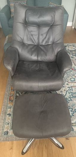 Recliner chair with Footstool