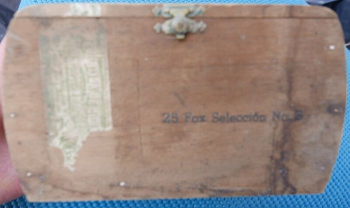 Vintage Flor de Tabacos Partagas Royale Limited Reserve Cigar Box