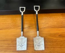 Antique J&Co Sheffield Novelty Sugar Shovels