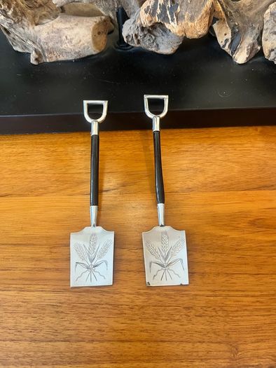 Antique J&Co Sheffield Novelty Sugar Shovels
