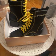 womens boots