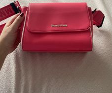 Tommy Jeans Crossbody Bag - Excellent Condition