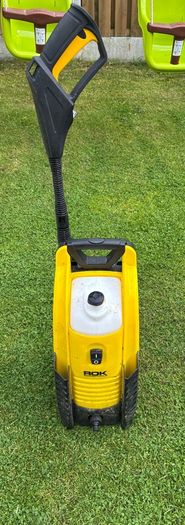 Rok power washer