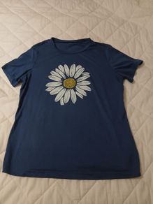 Daisy tshirt
