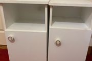 2 Bedside tables chests
