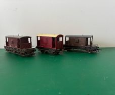OO Gauge spares and repairs rolling stock lot