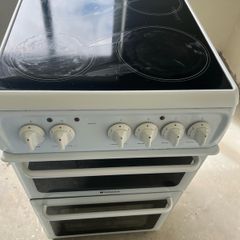 HOTPOINT electric free standing double cooker for sale