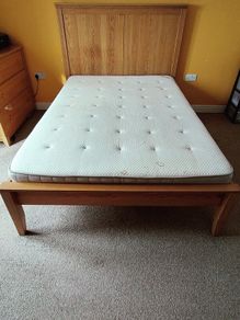 Double bed with mattres or without