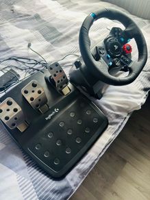 logitech g29 steering wheels and pedals