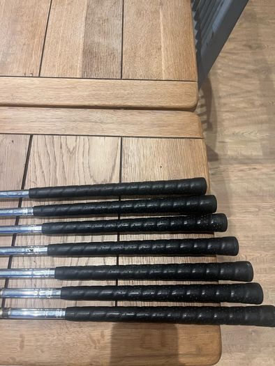 Mizuno golf clubs 9-3 iron