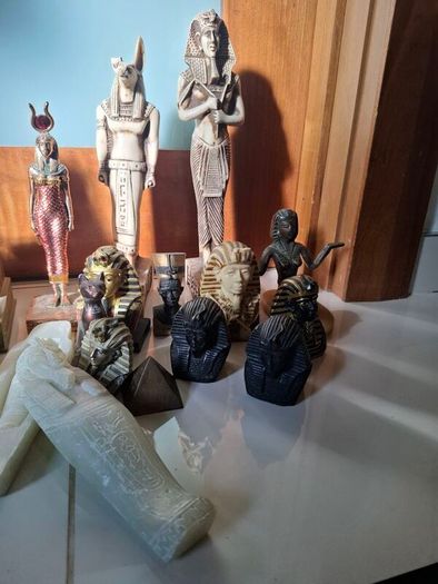 Vintage Figurines
