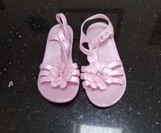 jelly shoes