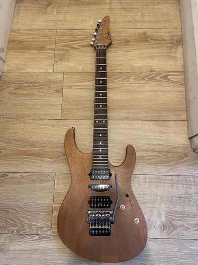 Suhr modern satin Great guitar (Price has dropped)