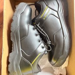 Safety shoes