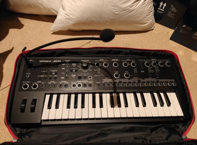 Roland JD-XI Synth