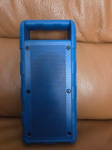 Amazon Basics outdoor waterproof Speaker