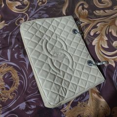 ladies hand bag