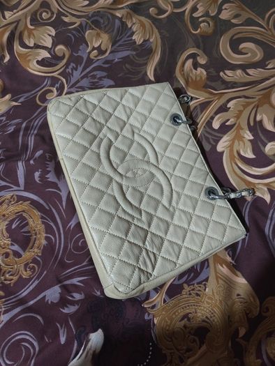 ladies hand bag