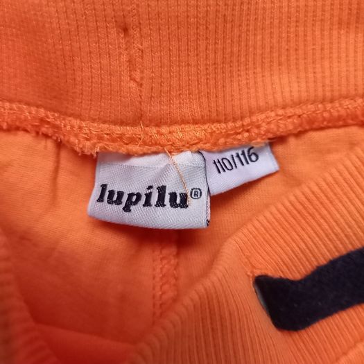 boys shorts.age3