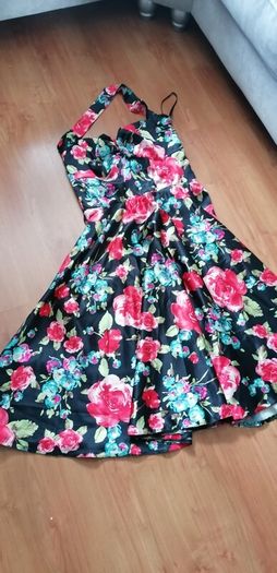 Dress 1960s style vinage allure brand lovely swing style halter neck  suit size 14 zip at back nice stretch on bust area