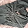 sweaty betty green and black leggings Image 4