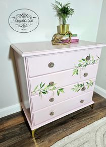 Chest of drawers