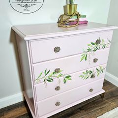 Chest of drawers