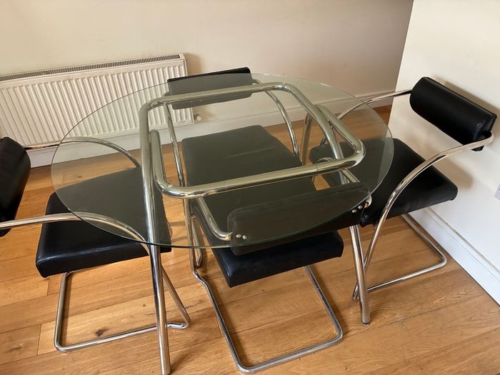 Dining table and 4 chairs