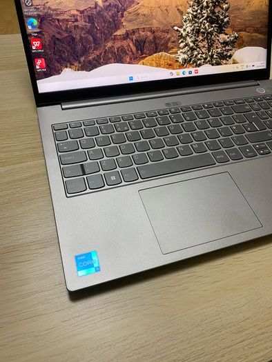 Lenovo Thinkbook gen 2 - i5 pro 16/256 windows 11