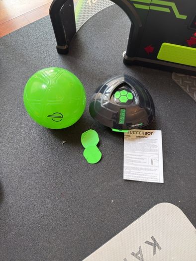 Soccer Bot & Kickabiut