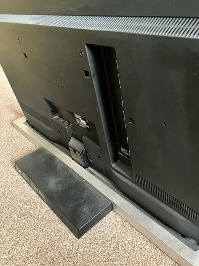 Sony Tv - 40 Inch Large Screen Not Smart