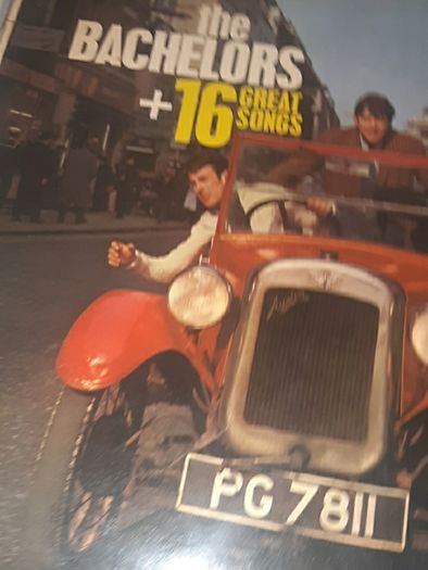 record the bachelors and 16 great songs