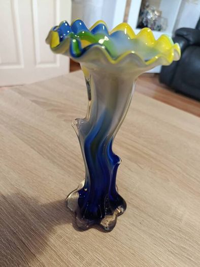 Vintage Art Glass Vase 19cm 380g