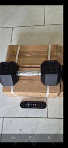 brand new 2x15 kilo hex dumbbells