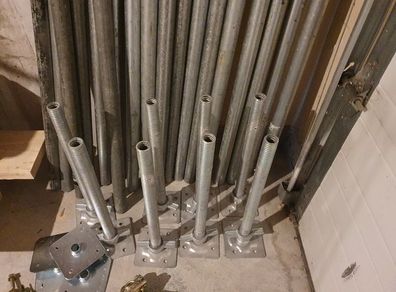 Scaffold tube and fittings ; excellent condition ; various items