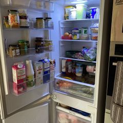 Samsung integrated fridge freezer