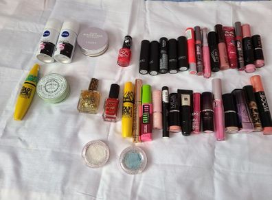 1 euro makeup or all for 20euro